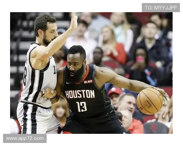 热队三人得分突破20+迎来三连胜 球队状态持续火热